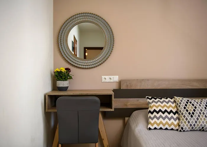 Finikes Pensiune Limenas (Thasos)