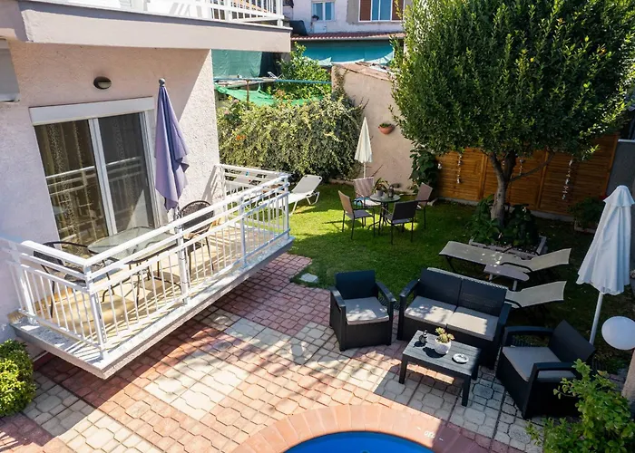 Finikes Pensiune Limenas (Thasos)