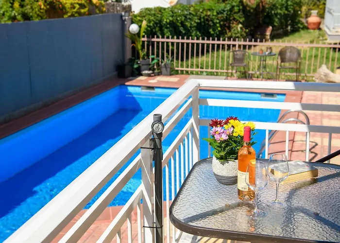 Finikes 4* Limenas (Thasos)